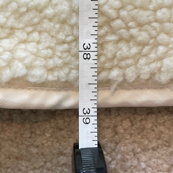 Roots Women Sherpa Long liner jacket . Brand new, never worn - Picture 4 of 7